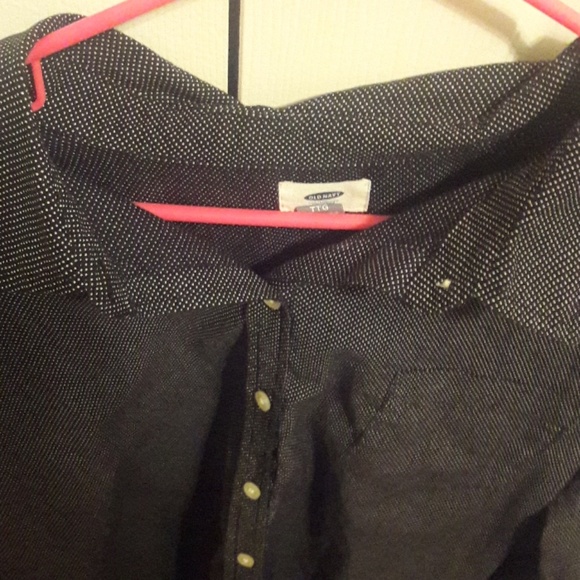 Women's Old Navy Long Sleeve shirt - Picture 3 of 5